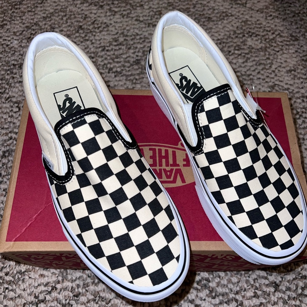 Brand New Classic Slip On Platform Vans